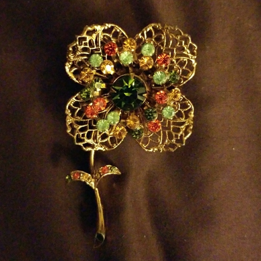 Vintage Broche